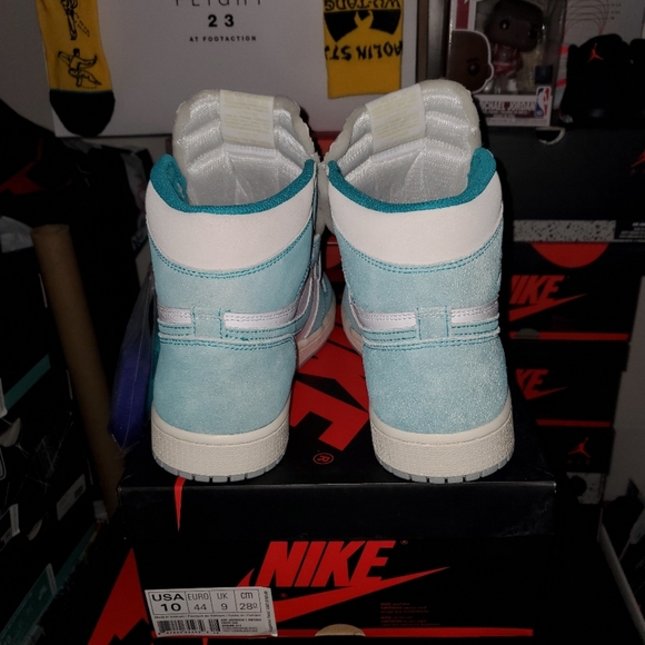 AIR JORDAN 1 TURBO GREENS - Picture 5 of 8